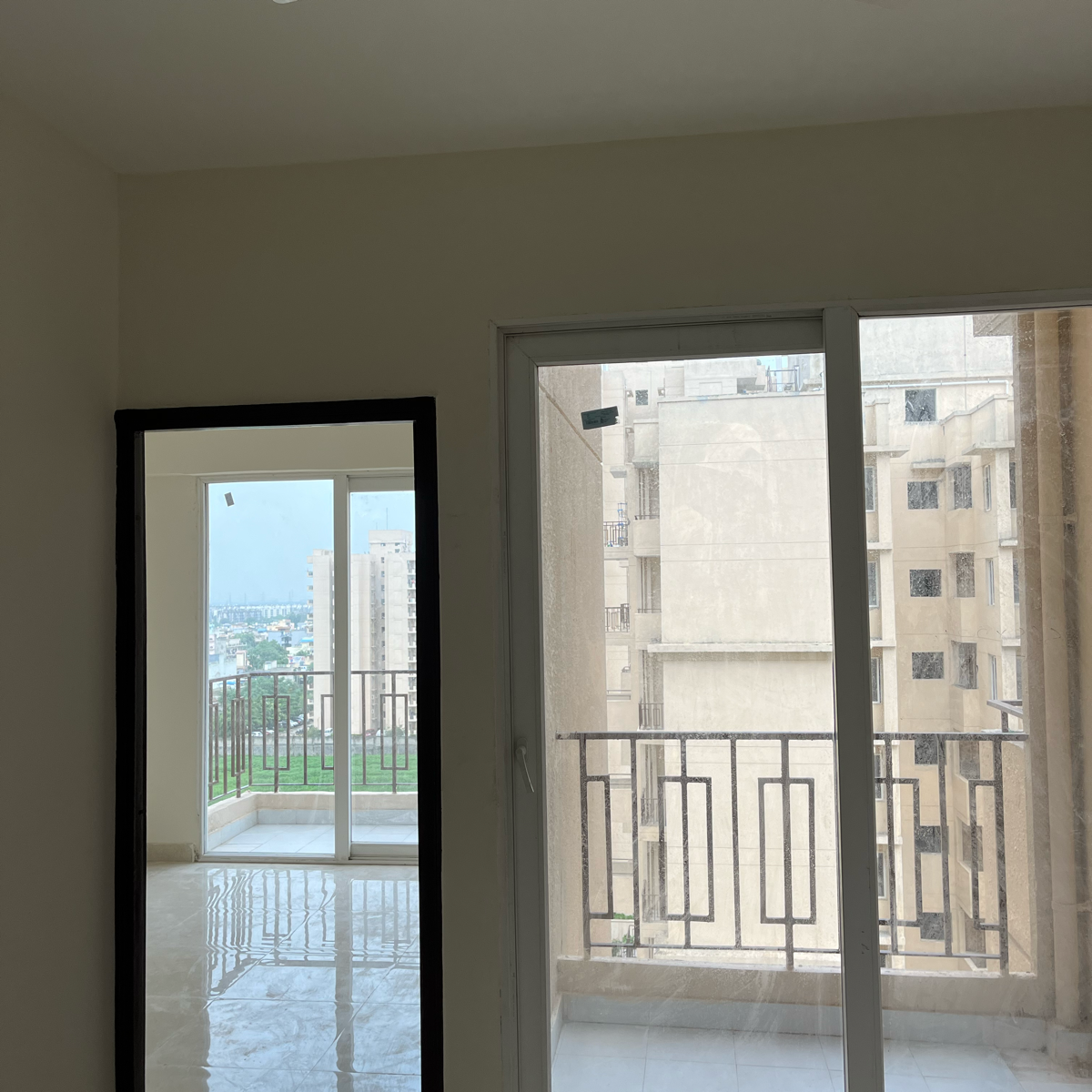 2 BHK + Study Room Apartment For Sale in Signature Global Orchard Avenue