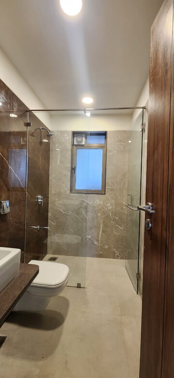 Attached Bathroom in 3 BHK Apartment at Chembur – for Rent
