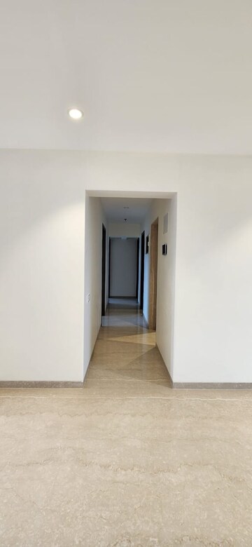 Living Room in 3 BHK Apartment at Chembur – for Rent