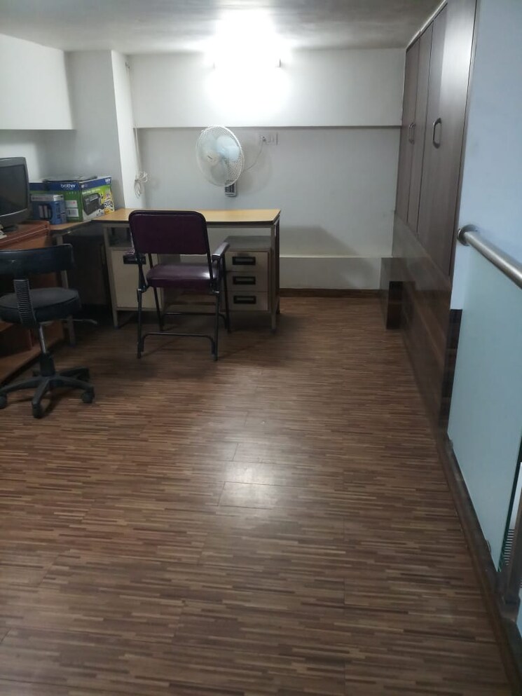 Gym, options-primo Commercial Office Space 500 Sq.Ft. In Chakala Mumbai 8049077