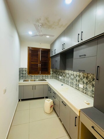 Kitchen in 3.5 BHK Builder Floor at GMADA Eco City, North Mullanpur – for Rent