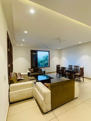 Master Bedroom in 3.5 BHK Builder Floor at GMADA Eco City, North Mullanpur – for Rent