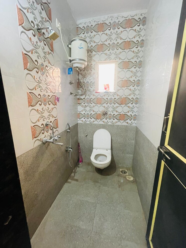 Bathroom, gurukul-complex-kharadi 1 Bedroom 560 Sq.Ft. Apartment In Kharadi Pune 8049150