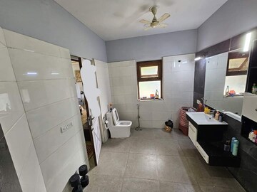 Master Bedroom in 1 RK Builder Floor at Pushp Vihar – for Rent