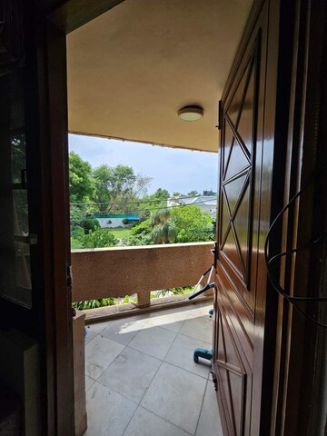 Balcony in 1 RK Builder Floor at Pushp Vihar – for Rent
