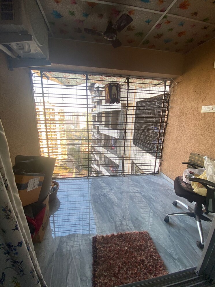 Living Room, kalpataru-hills 1 Bedroom 450 Sq.Ft. Apartment In Manpada Thane 8049325