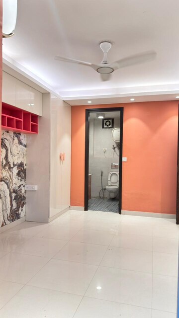 Building Lobby in 2 BHK Builder Floor at Ansal Sushant Lok I, Sector 43 – for Rent