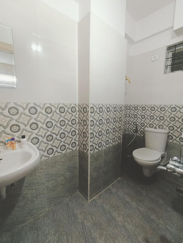 Bathroom, tetra-grand-green-aspire-thanisandra 3 Bedroom 1616 Sq.Ft. Apartment In Thanisandra Bangalore 8049362