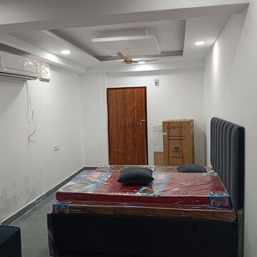 Bedroom in 1 RK Apartment at Neb Sarai – for Rent