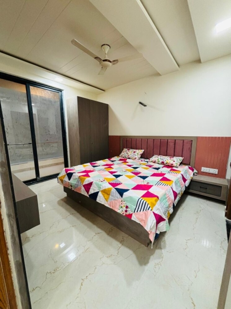 Bedroom, vinayak-homes-mansarovar 4 Bedroom 2400 Sq.Ft. Apartment In Mansarovar Jaipur 8049401