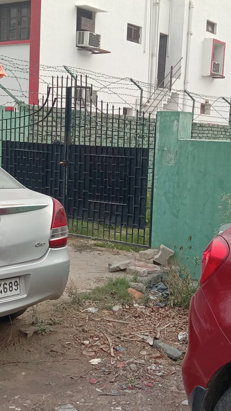 Exterior View, raj nagar sector 7  400 Sq.Yd. Plot In Raj Nagar Sector 7 Ghaziabad 8049407