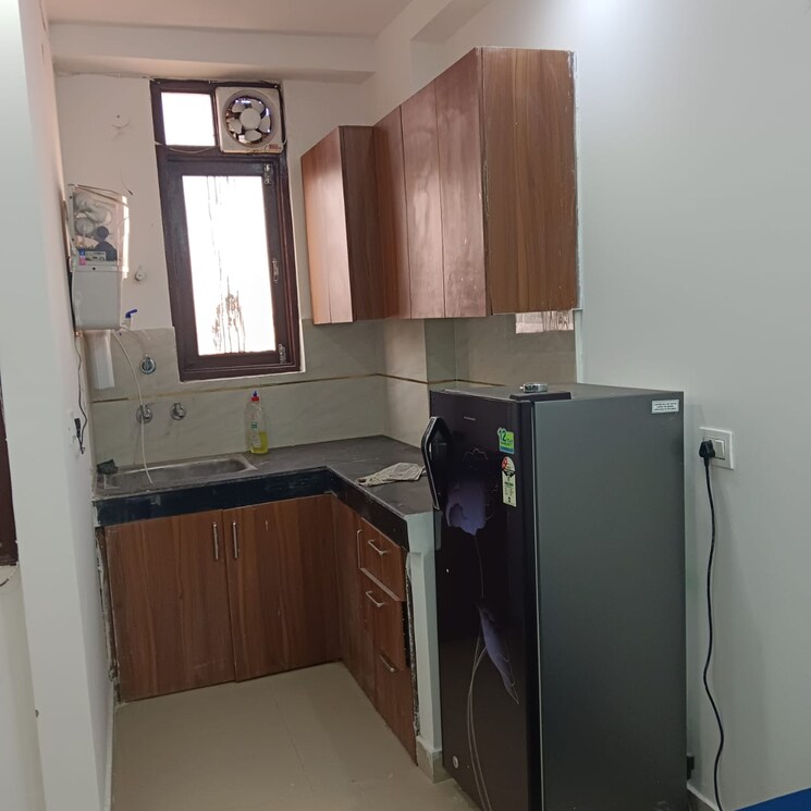 Kitchen, freedom fighters enclave 1 Bedroom 450 Sq.Ft. Apartment In Freedom Fighters Enclave Delhi 8049428