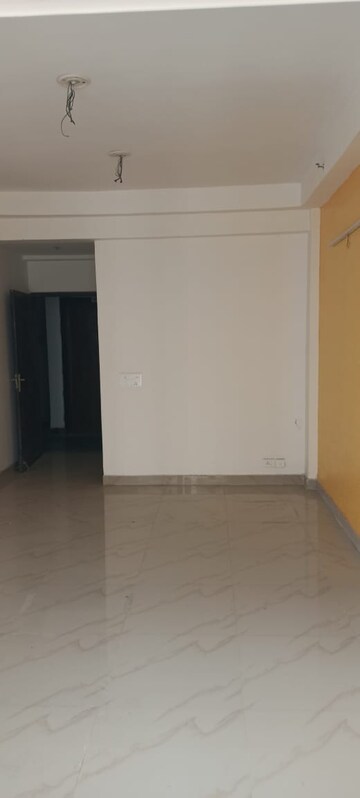 3 BHK Apartment For Rent in Express Zenith, Sector 77
