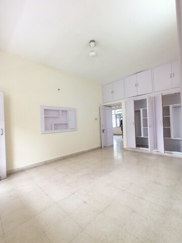 Room in 2 BHK Independent House at Sector 2 – for Rent