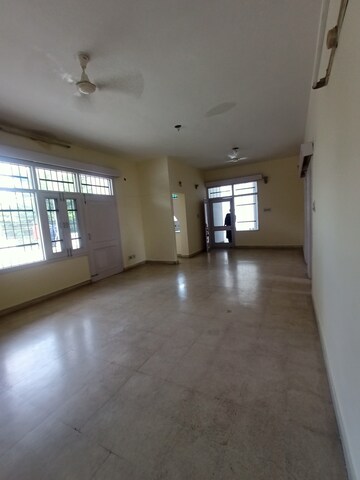 Room in 2 BHK Independent House at Sector 2 – for Rent