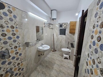 Bathroom in 3 BHK Apartment at GS LNS Pride, Hennur Road – for Rent