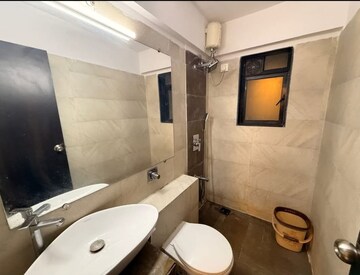 Team Area in 3 BHK Apartment at Hubtown Hillcrest, Andheri East – for Rent