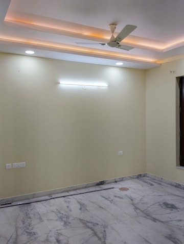 3 BHK Builder Floor For Rent in Sector 16