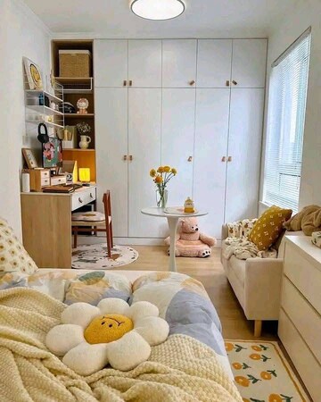 Bedroom in 3.5 BHK Builder Floor at Krishna Nagar – for Rent
