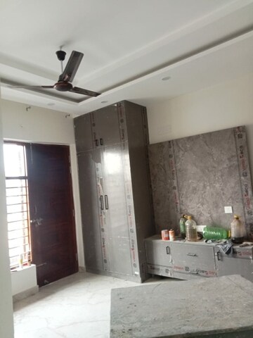 Building Lobby in 2 BHK Builder Floor at Sector 16 – for Rent