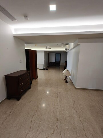 Room in 4 BHK Apartment at K Raheja Artesia, Worli – for Rent