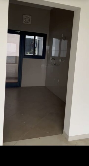 Room in 3 BHK Apartment at Sobha Arena, Kanakapura Road – for Sale