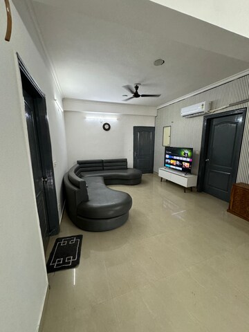 Parking in 3 BHK Apartment at Maya Green Lotus Saksham, International Airport Road – for Rent