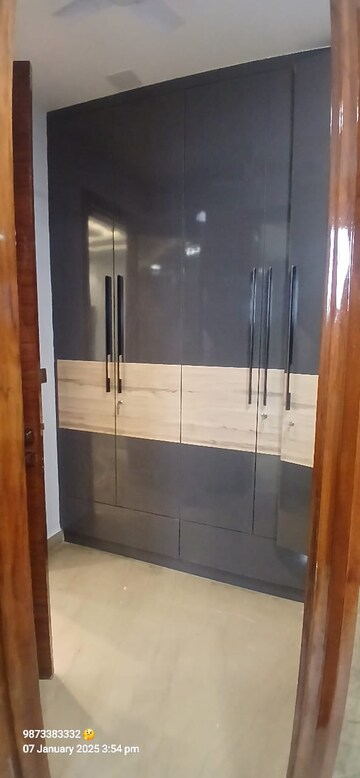 Bathroom in 3.5 BHK Builder Floor at Sector 31 – for Rent