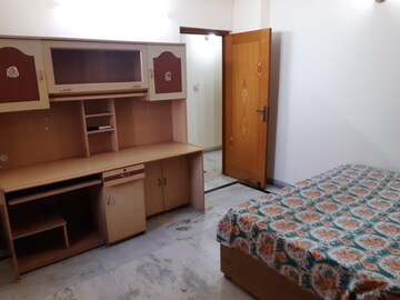 Bedroom in 3 BHK Apartment at Sector 56 – for Rent