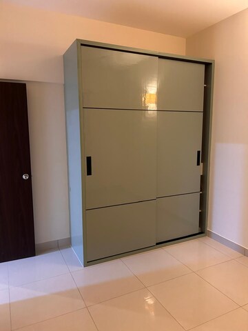 Room in 2 BHK Apartment at Puravankara Purva Zenium, Hosahalli – for Rent