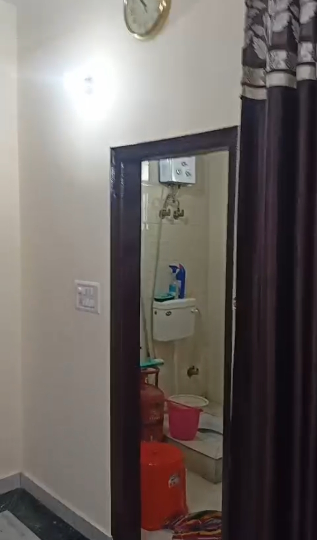 2 BHK Builder Floor For Sale in Pratap Vihar Ghaziabad 