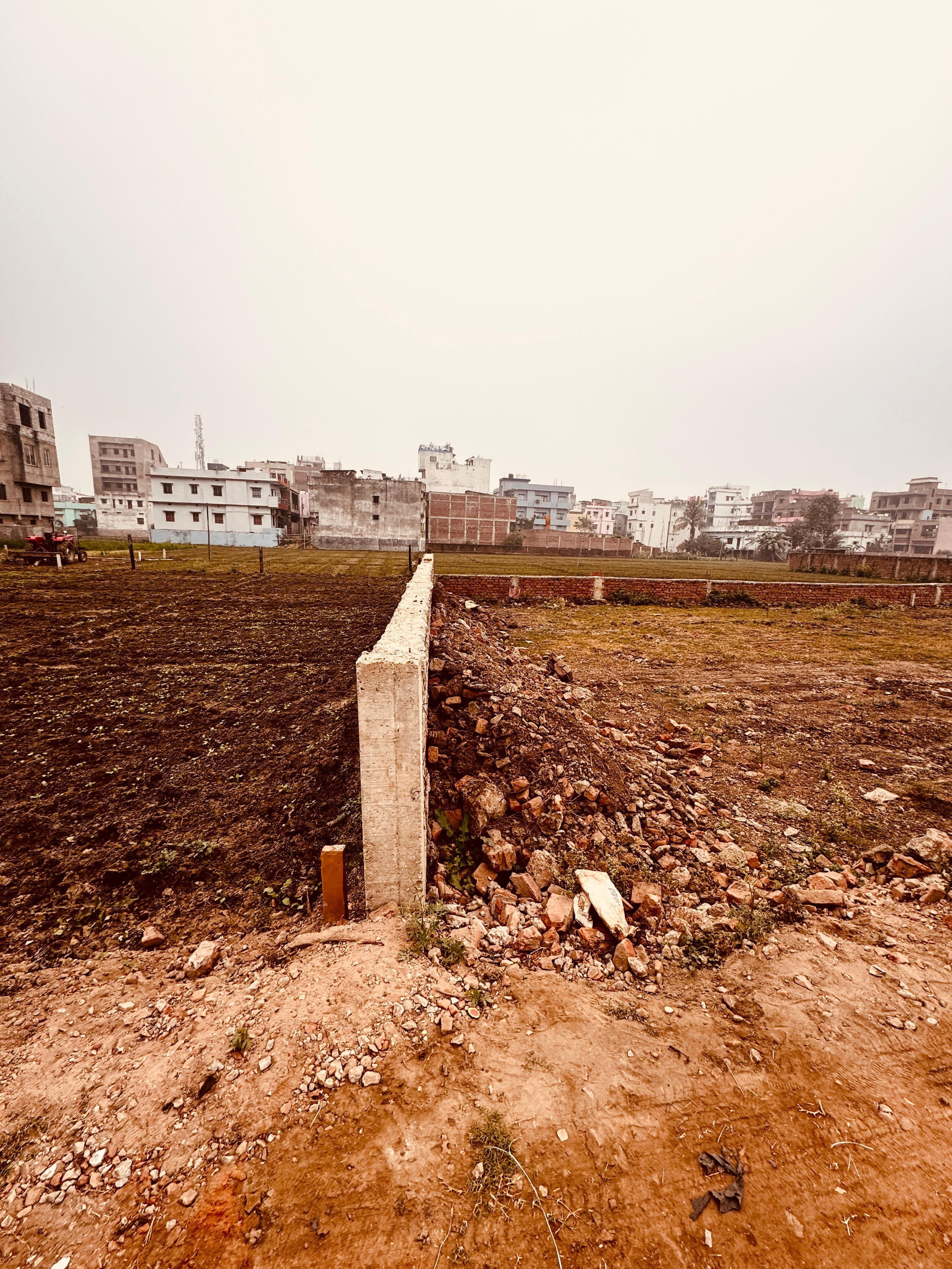 Plot For Sale in Gola Road