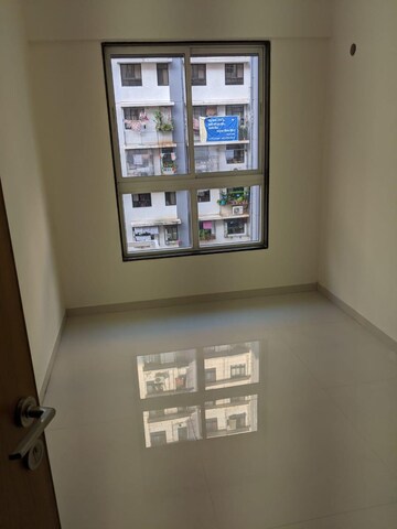 Room in 2.5 BHK Apartment at Godrej Prime, Chembur – for Rent