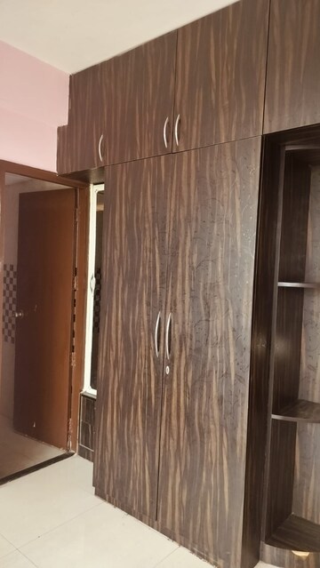 Furnished Amenities in 2 BHK Apartment at Signature Global Synera, Sector 81 – for Rent