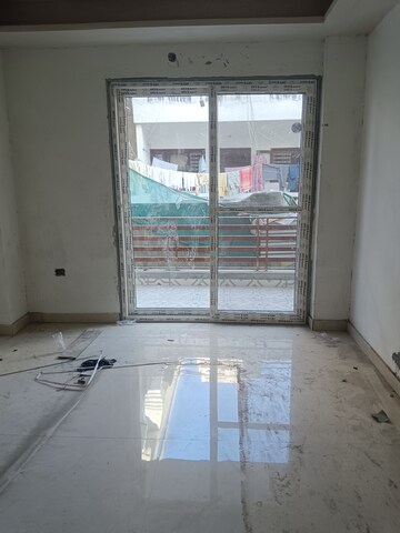 Room in 3 BHK Builder Floor at Urban Estate Residents Welfare Association Sector, Sector 4 – for Sale