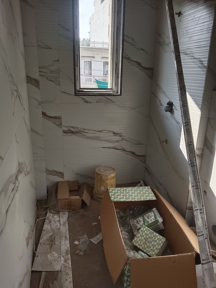 Balcony, urban-estate-residents-welfare-association-sector 3 Bedroom 2400 Sq.Ft. Builder Floor In Sector 4 Gurgaon 8049814