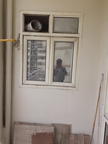 Balcony in 3 BHK Apartment at Supertech Ecociti, Sector 137 – for Rent
