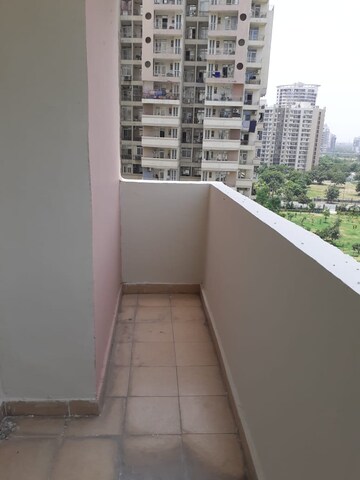 Balcony in 3 BHK Apartment at Supertech Ecociti, Sector 137 – for Rent