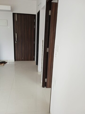 Room in 1 BHK Apartment at Lodha Crown Quality Homes, Majiwada – for Rent