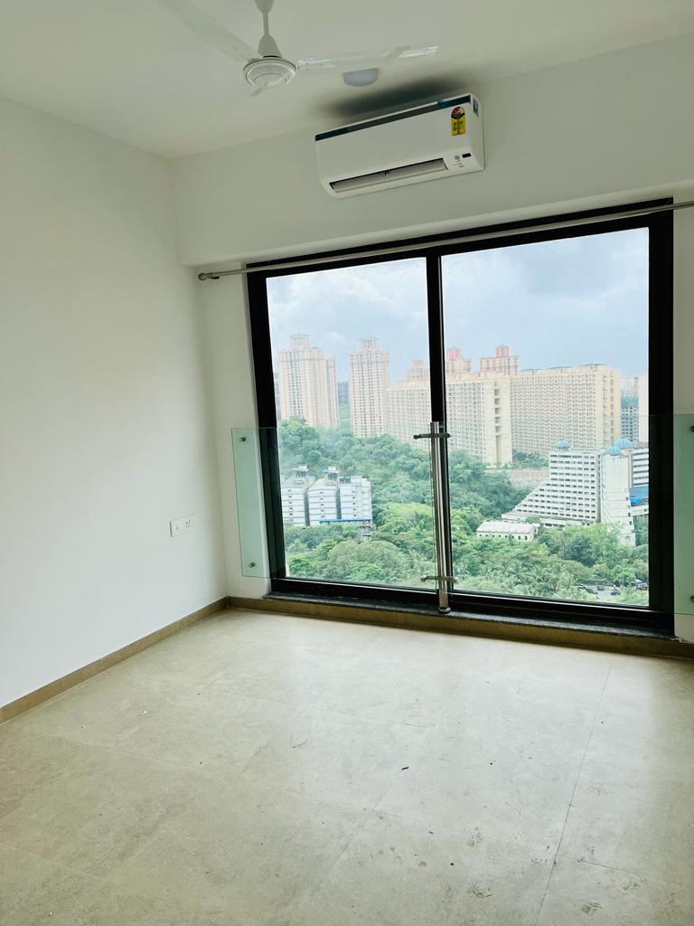 2 BHK Apartment For Sale in Kanakia Silicon Valley