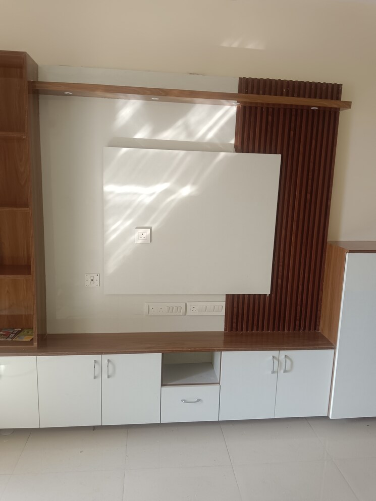 Room, sector 7 3 Bedroom 1850 Sq.Ft. Builder Floor In Sector 7 Gurgaon 8049873