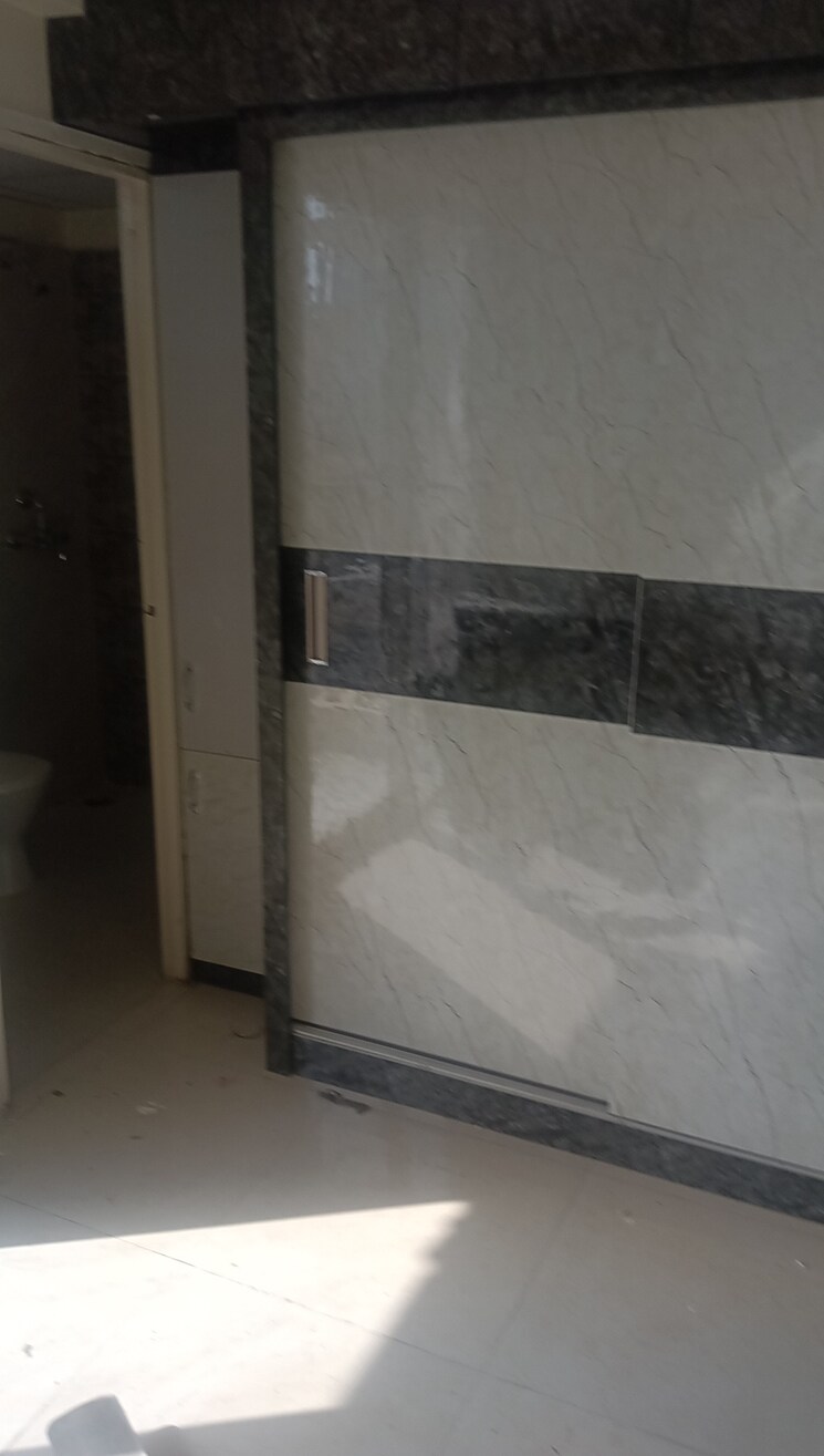 Bathroom, sector 7 3 Bedroom 1850 Sq.Ft. Builder Floor In Sector 7 Gurgaon 8049873