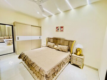 Bedroom in 3 BHK Apartment at Sector 115 – for Rent