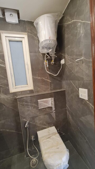 Bathroom in 3 BHK Builder Floor at Ansal Sushant Lok I, Sector 43 – for Rent