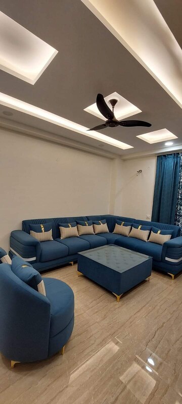 Living Room in 3 BHK Builder Floor at Ansal Sushant Lok I, Sector 43 – for Rent