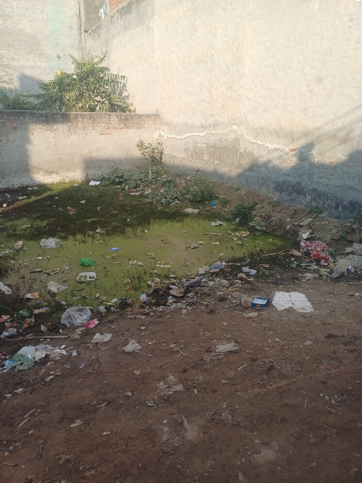 Exterior View, harkesh colony  100 Sq.Yd. Plot In Harkesh Colony Faridabad 8050044