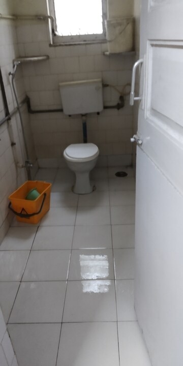 Bathroom in 2 BHK Apartment at Vinspa Apartment, Boat Club Road – for Rent
