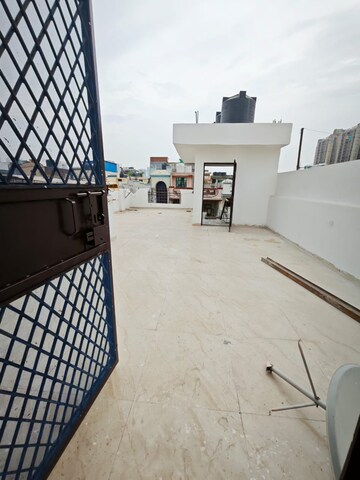Balcony in 2 BHK Builder Floor at Niti Khand I – for Rent