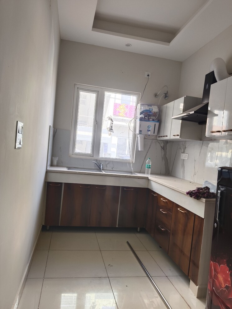 Kitchen, kharar kurali highway 2 Bedroom 115 Sq.Yd. Apartment In KharaR Kurali Highway Mohali 8050063