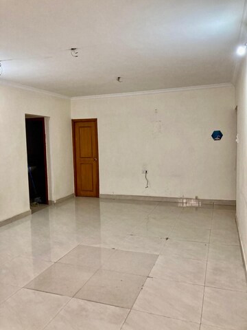 Room in 3 BHK Apartment at Happy Valley, Manpada – for Rent